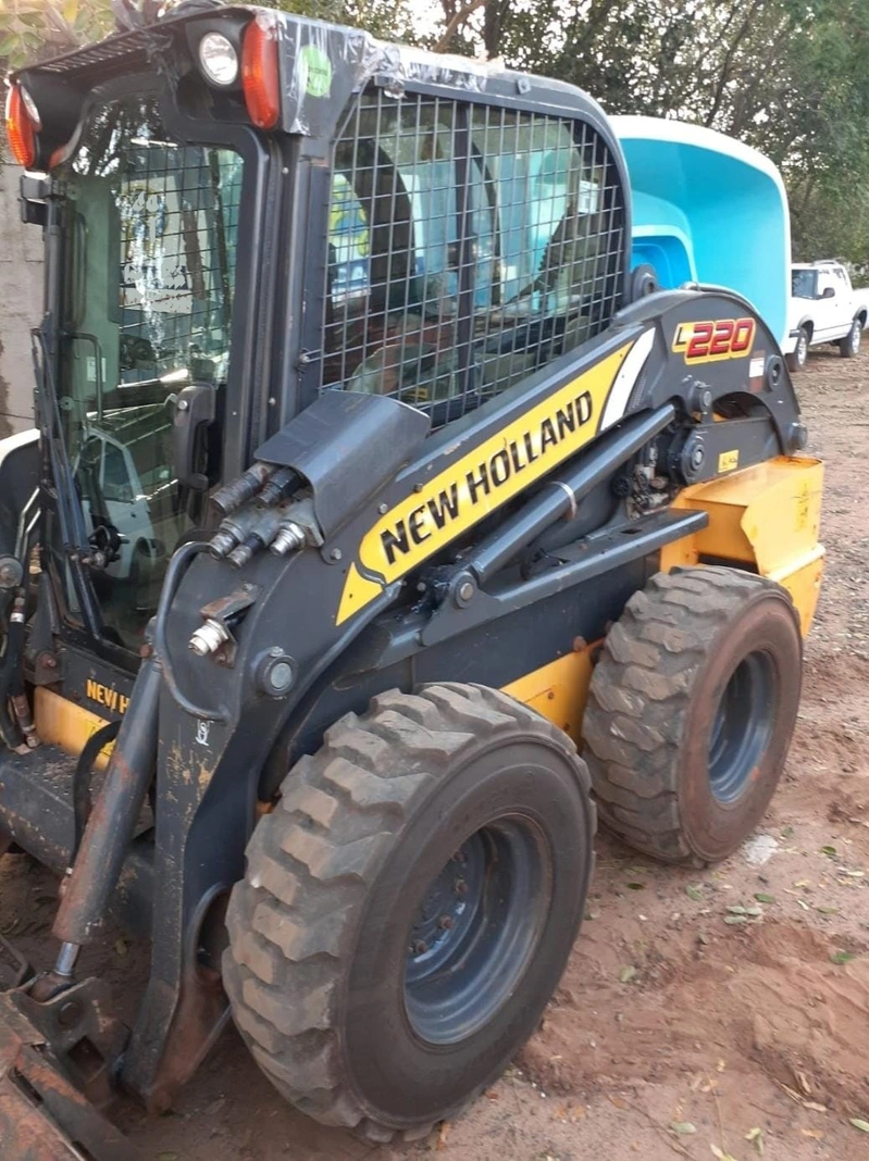 Minicarregadeira (Skid steer) 2019 São Paulo - SP | Sobratema Shopping