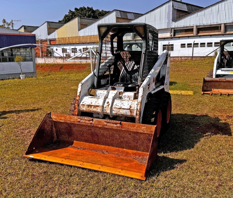 Minicarregadeira (Skid steer) 2011 Sorocaba - SP | Sobratema Shopping