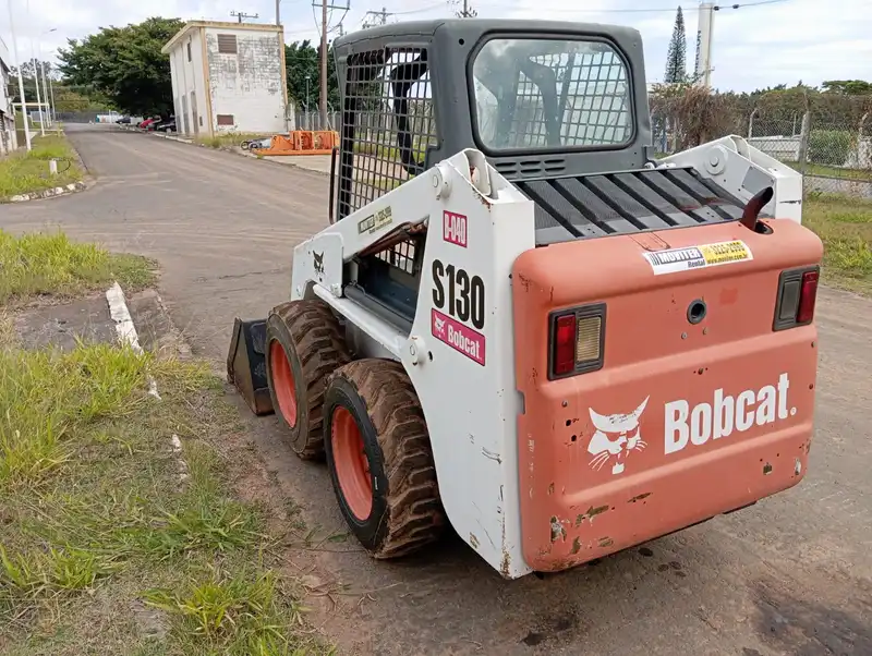 Minicarregadeira (Skid steer) 2011 Sorocaba - SP | Sobratema Shopping