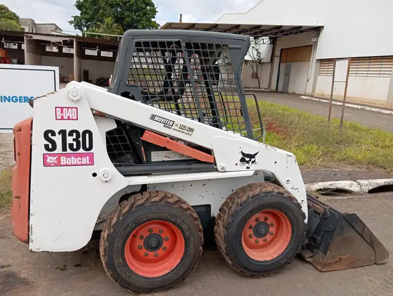 Minicarregadeira (Skid steer) 2011 Sorocaba - SP | Sobratema Shopping