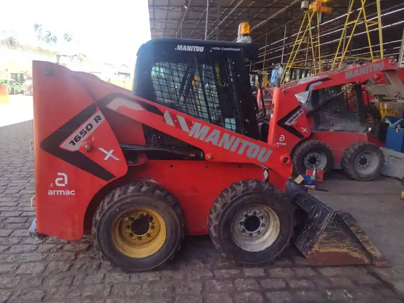 Minicarregadeira (Skid steer) 2021 Cotia - SP | Sobratema Shopping